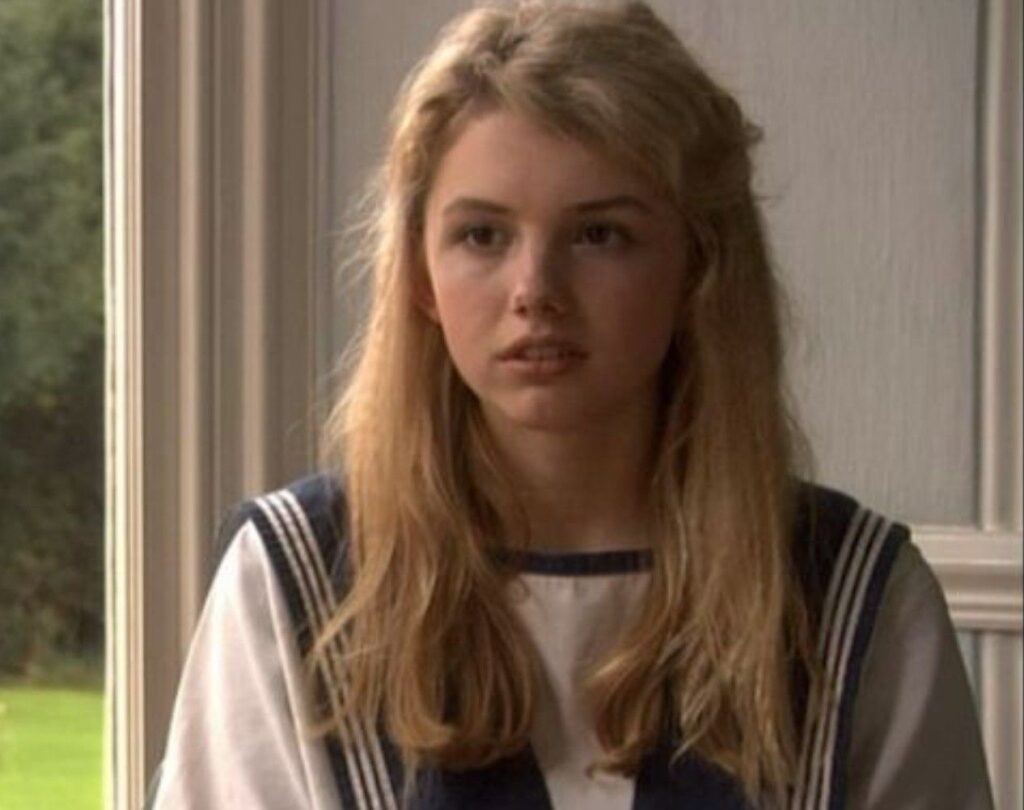 cassandra-cassie-ainsworth-personality-type-zodiac-sign-enneagram