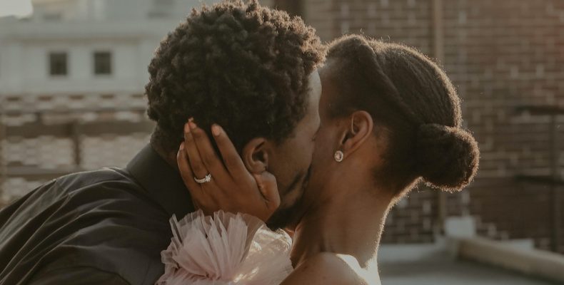 How to Make an Aquarius Man Fall in Love with You